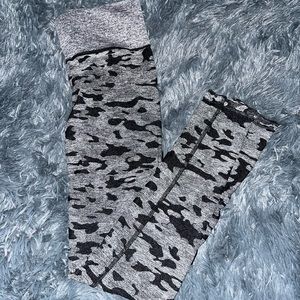 camo athletic leggings